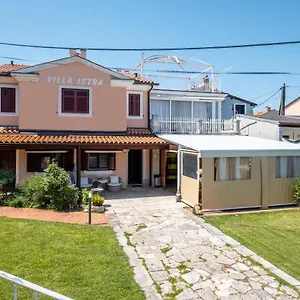 guesthouse-istra-premantura.in-istria.net/